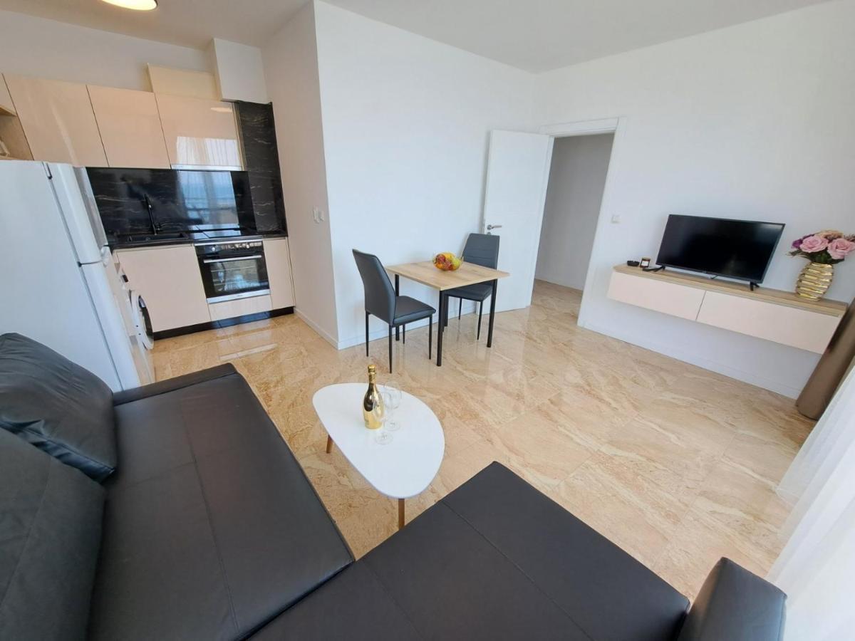 Onyx 2 Private Beach Apartment سفيتي فلاس المظهر الخارجي الصورة